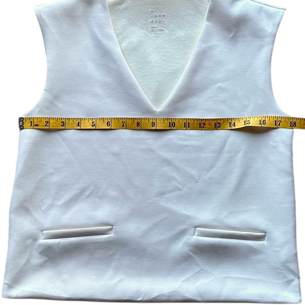 A New Day Women's Sandwash Doubleknit Cream Sleeveless Top Size Small - Picture 7 of 7